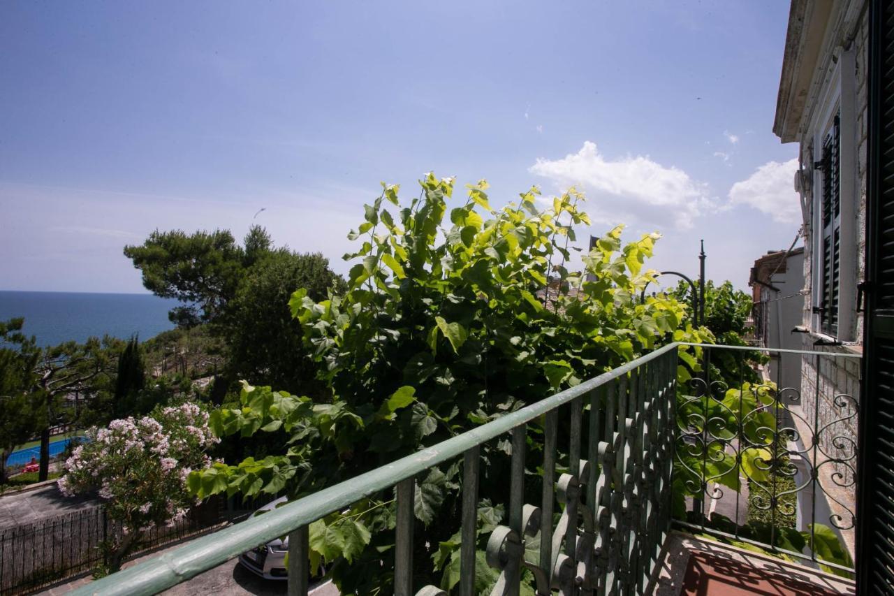 N237 - Numana, Trilocale A 100 Metri Dal Centro Apartment Exterior photo